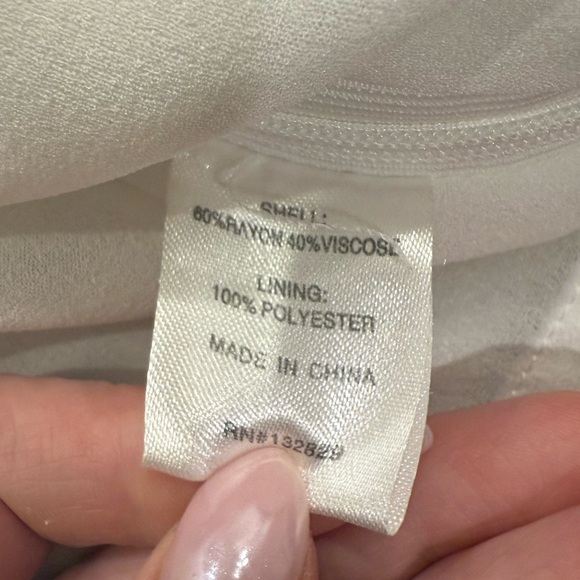 Superdown Ruffle Neck Off the Shoulder Blouse - Picture 4 of 5